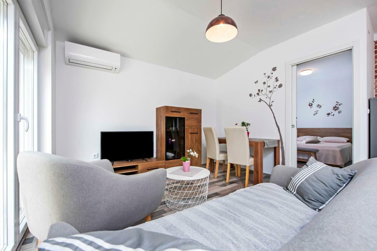 Paola Cozy Apartment Rovinj Exteriér fotografie